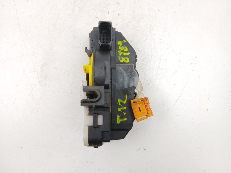 Recambio de cerradura puerta trasera izquierda para opel astra j (p10) 1.6 cdti (68) referencia OEM IAM 13579557  