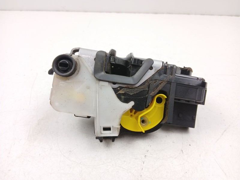 Recambio de cerradura puerta trasera izquierda para opel astra j (p10) 1.6 cdti (68) referencia OEM IAM 13579557  