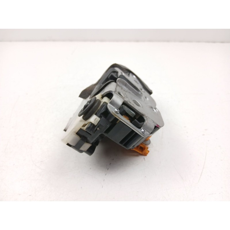 Recambio de cerradura puerta trasera derecha para opel astra j (p10) 1.6 cdti (68) referencia OEM IAM 13579556  