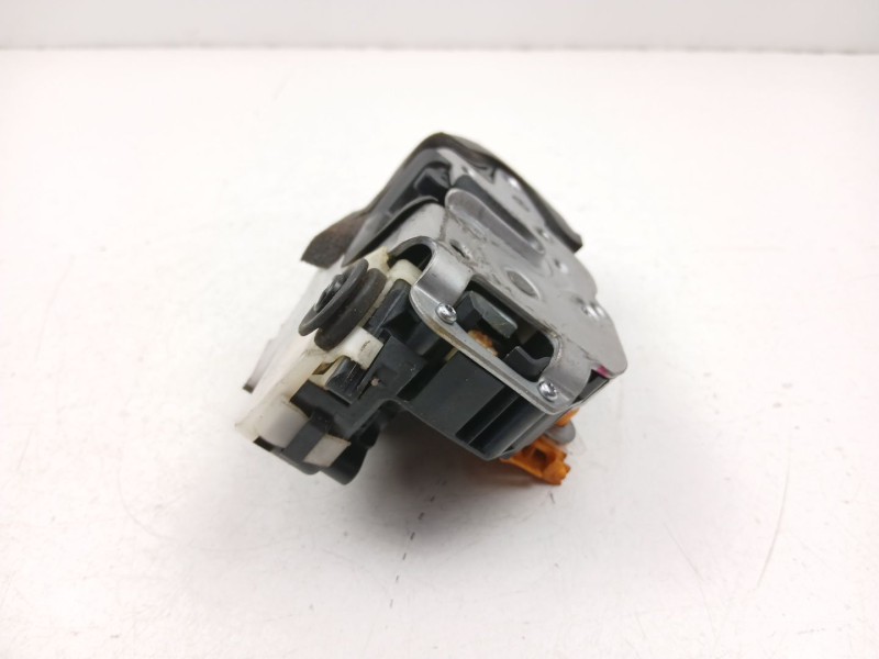 Recambio de cerradura puerta trasera derecha para opel astra j (p10) 1.6 cdti (68) referencia OEM IAM 13579556  