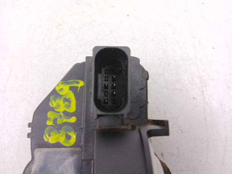 Recambio de cerradura puerta trasera derecha para opel astra j (p10) 1.6 cdti (68) referencia OEM IAM 13579556  