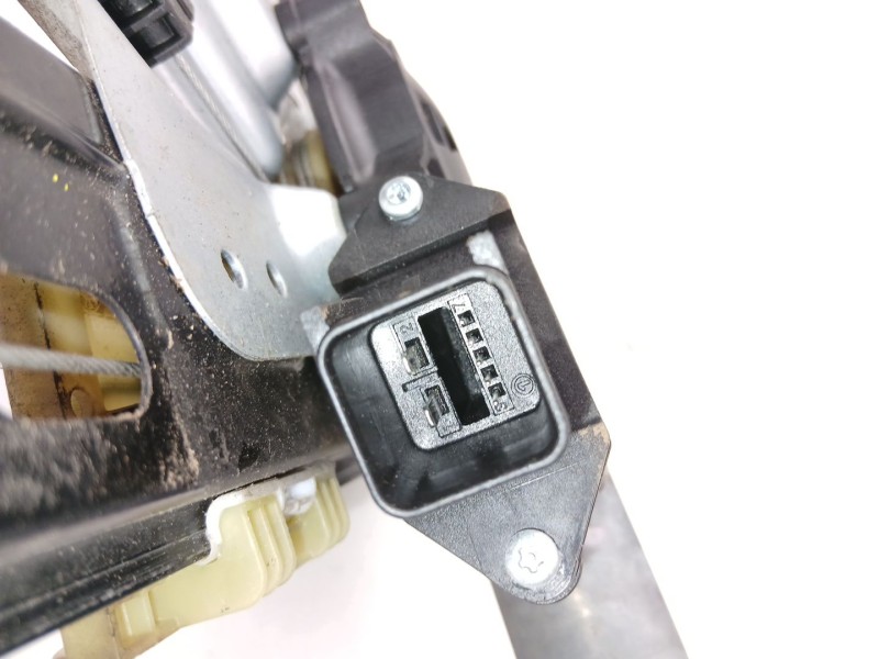 Recambio de elevalunas delantero izquierdo para opel astra j (p10) 1.6 cdti (68) referencia OEM IAM 13350757  