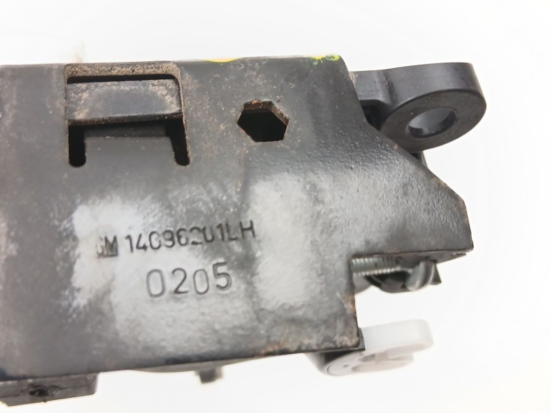 Recambio de manilla delantera izquierda para opel astra j (p10) 1.6 cdti (68) referencia OEM IAM 14096201  