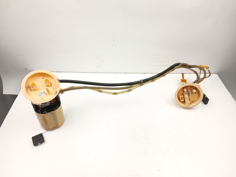 Recambio de bomba combustible aforador para bmw 3 (e90) 320 d referencia OEM IAM 6763886  6763888