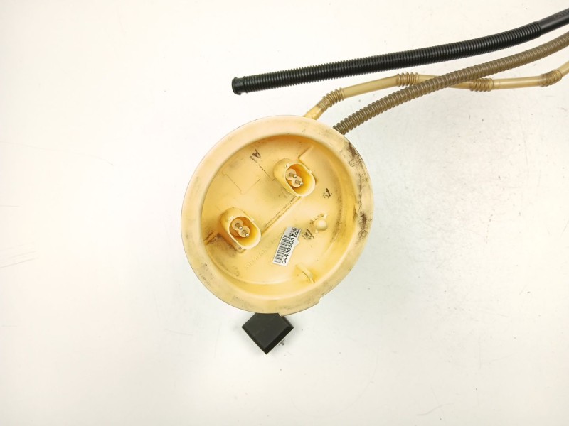 Recambio de bomba combustible aforador para bmw 3 (e90) 320 d referencia OEM IAM 6763886  6763888