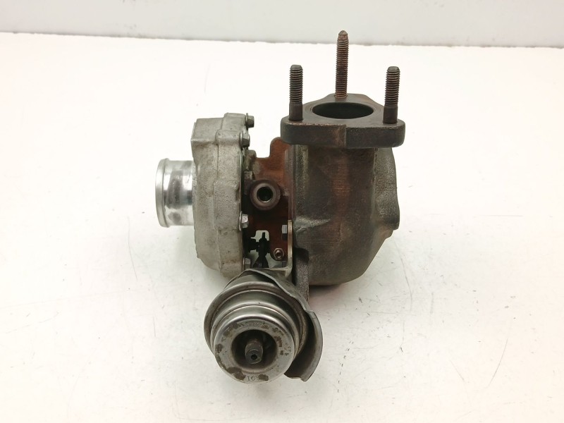Recambio de turbo para kia cee´d sw (ed) 1.6 crdi 115 referencia OEM IAM 282012A400 7406115002S 