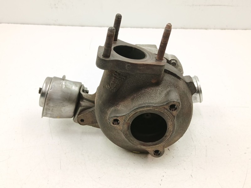 Recambio de turbo para kia cee´d sw (ed) 1.6 crdi 115 referencia OEM IAM 282012A400 7406115002S 