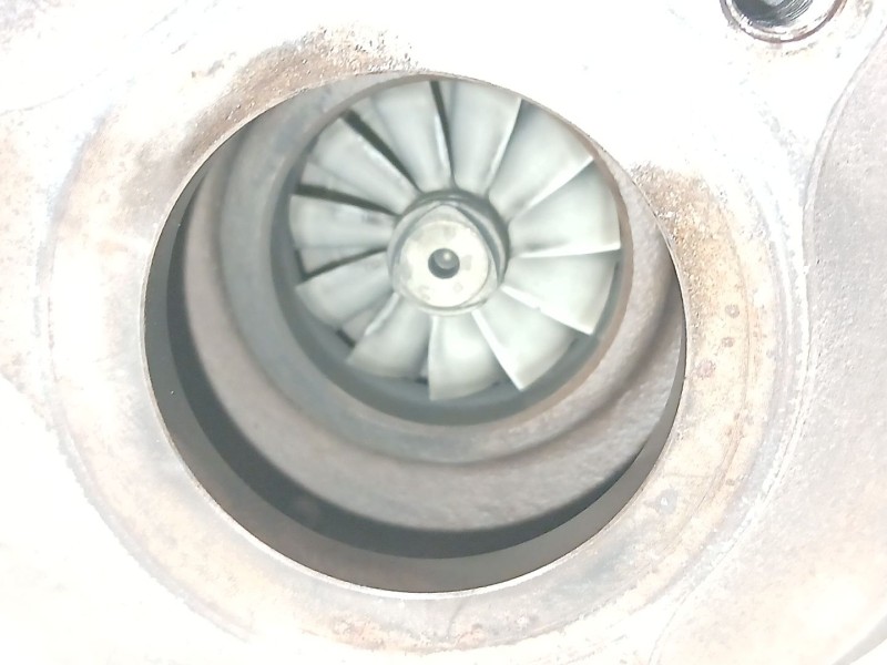 Recambio de turbo para kia cee´d sw (ed) 1.6 crdi 115 referencia OEM IAM 282012A400 7406115002S 