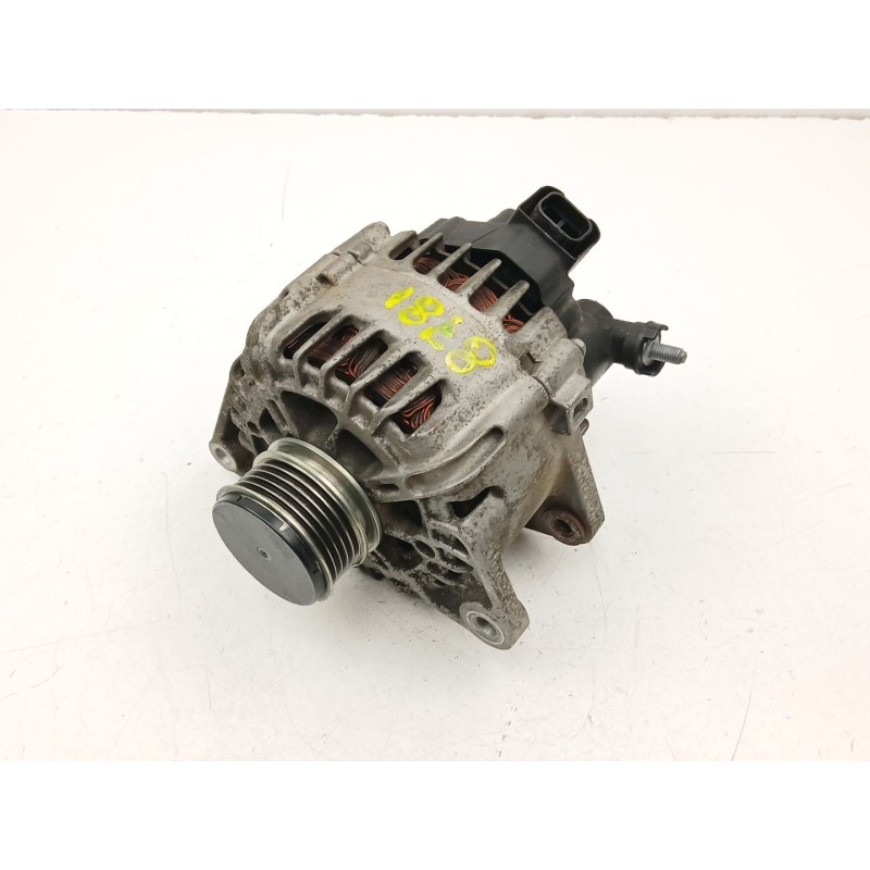 Recambio de alternador para kia cee´d sw (ed) 1.6 crdi 115 referencia OEM IAM 373002A500 TG12C033 