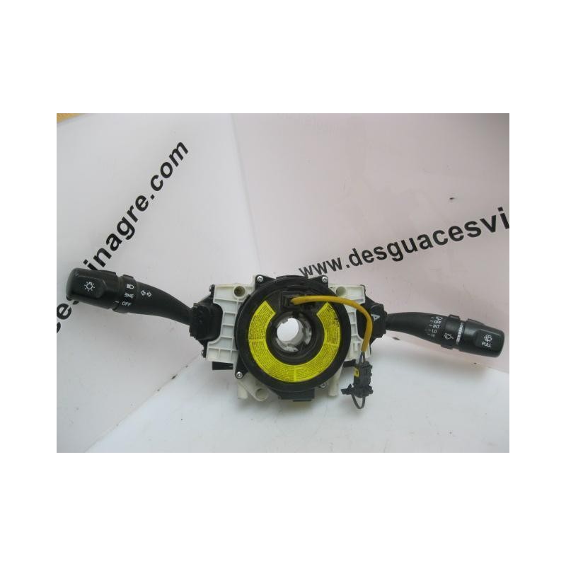 Recambio de mando luces y limpias : hyundai accent : 1.3 g 4ea (86,09cv) 5p [2006] para hyundai accent 1.3 g 4ea referencia OEM 