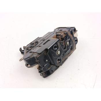 CERRADURA PUERTA DELANTERA DERECHA 5N1837016A 
