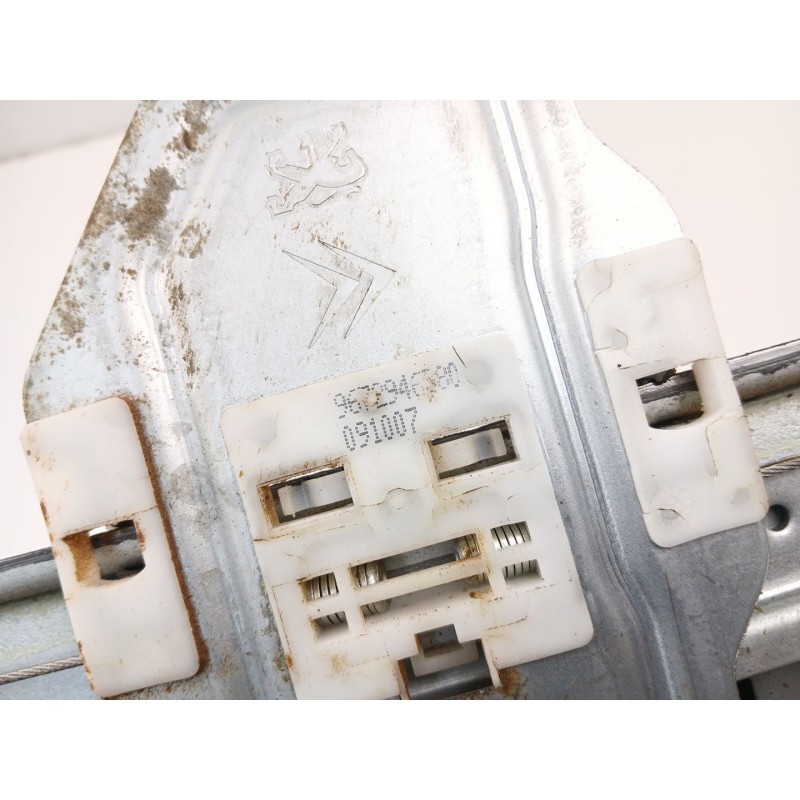 Recambio de elevalunas delantero derecho para citroën berlingo multispace (b9) 1.6 hdi 110 referencia OEM IAM 9672946580  