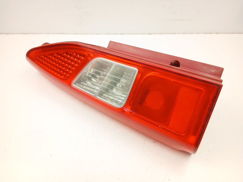 Recambio de piloto trasero izquierdo para citroën berlingo multispace (b9) 1.6 hdi 110 referencia OEM IAM 9680545280  