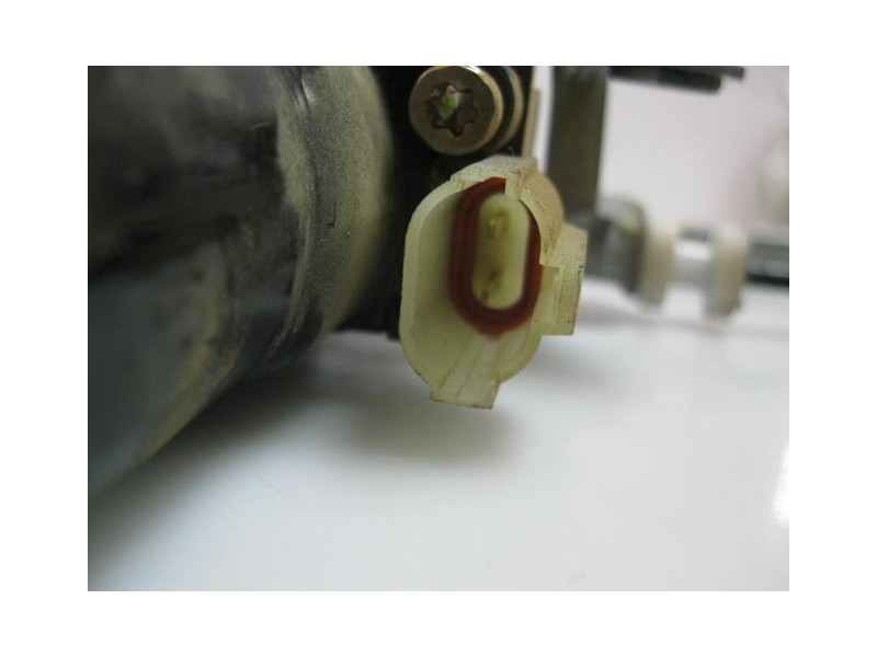 Recambio de elevalunas elec. tra. izq. : hyundai accent : 1.3 g 4ea (86,09cv) 5p [2006] para hyundai accent 1.3 g 4ea referencia