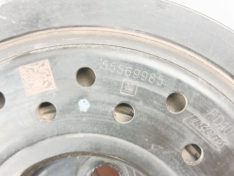 Recambio de polea cigueñal para opel astra j (p10) 1.6 cdti (68) referencia OEM IAM 55569985  