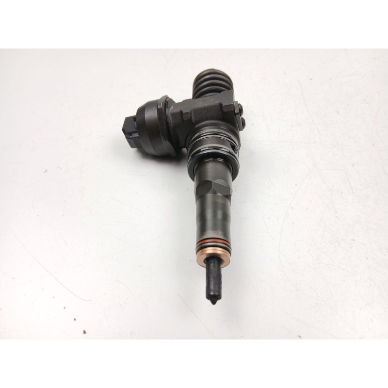 Recambio de inyectores juego para seat cordoba (6l2) 1.9 tdi referencia OEM IAM 038130023AJ  