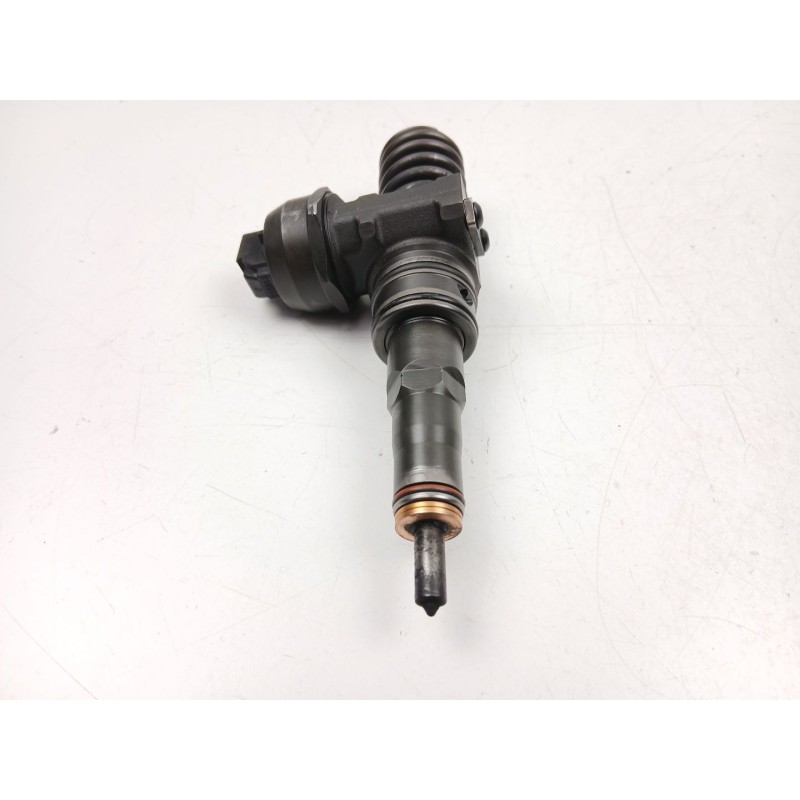 Recambio de inyectores juego para seat cordoba (6l2) 1.9 tdi referencia OEM IAM 038130023AJ  