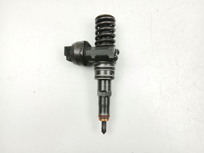 Recambio de inyectores juego para seat cordoba (6l2) 1.9 tdi referencia OEM IAM 038130023AJ  