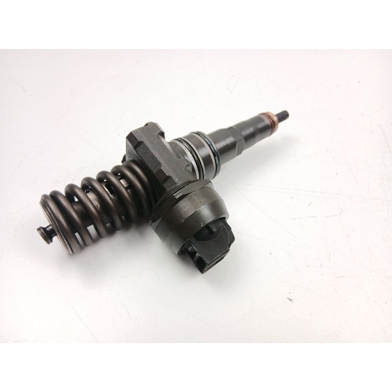 Recambio de inyectores juego para seat cordoba (6l2) 1.9 tdi referencia OEM IAM 038130023AJ  
