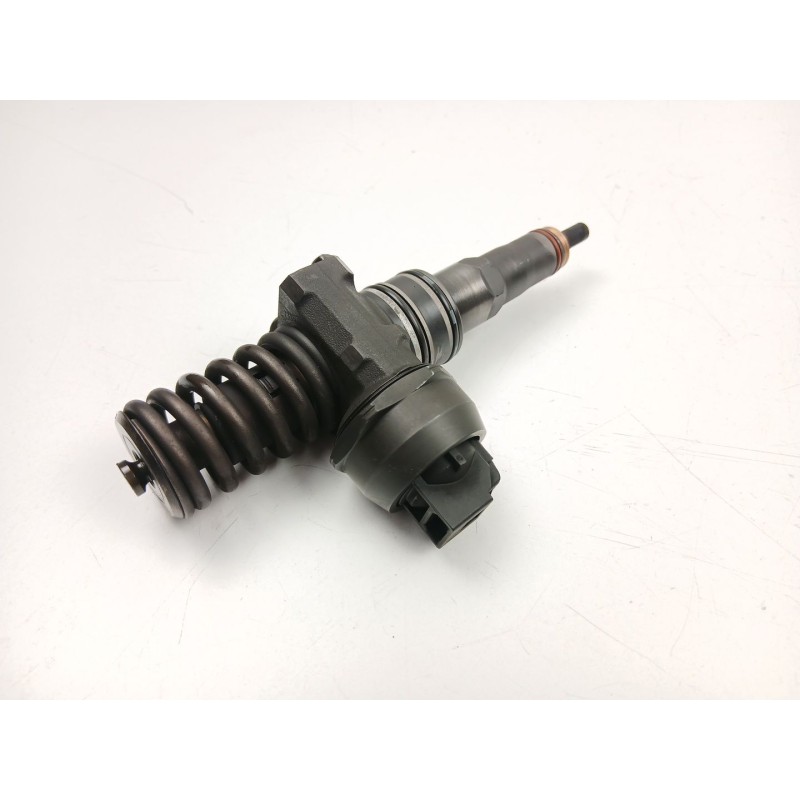 Recambio de inyectores juego para seat cordoba (6l2) 1.9 tdi referencia OEM IAM 038130023AJ  