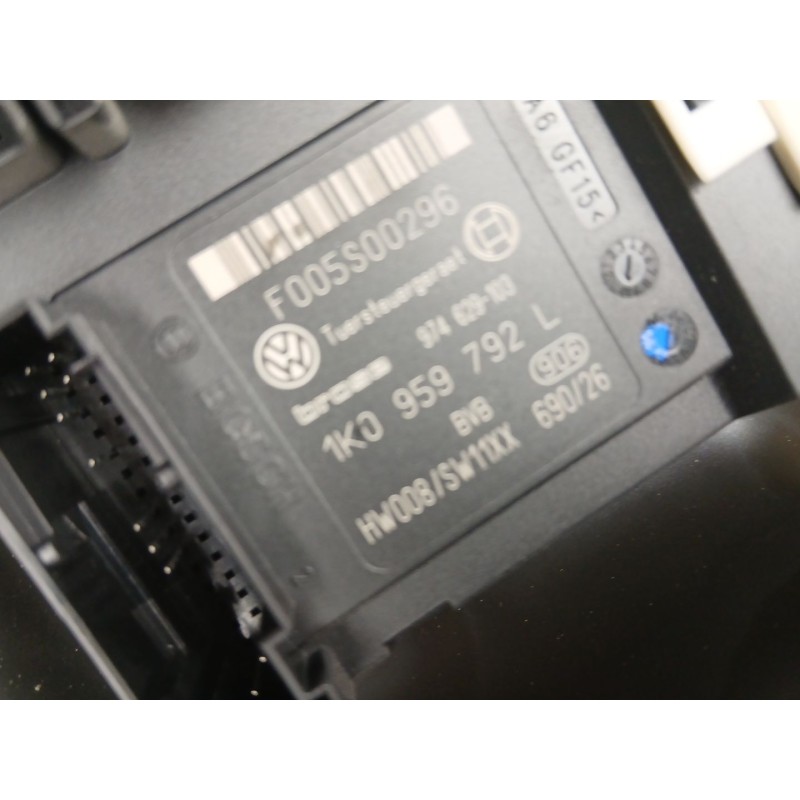 Recambio de elevalunas delantero derecho para volkswagen passat b6 variant (3c5) 2.0 tdi referencia OEM IAM 3C1837756G  1K095979