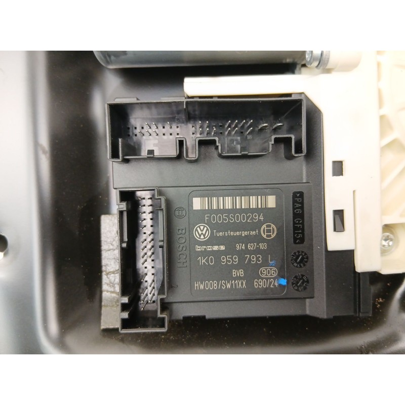 Recambio de elevalunas delantero izquierdo para volkswagen passat b6 variant (3c5) 2.0 tdi referencia OEM IAM 3C1837755G  1K0959