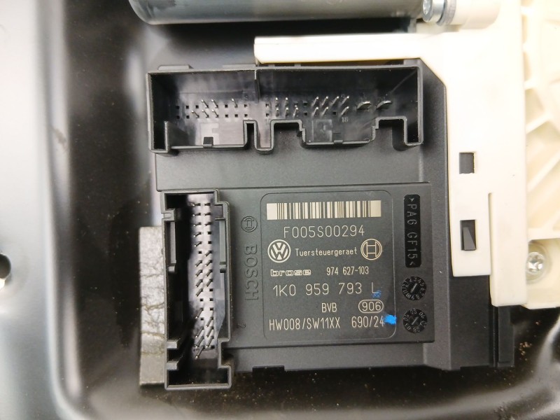 Recambio de elevalunas delantero izquierdo para volkswagen passat b6 variant (3c5) 2.0 tdi referencia OEM IAM 3C1837755G  1K0959