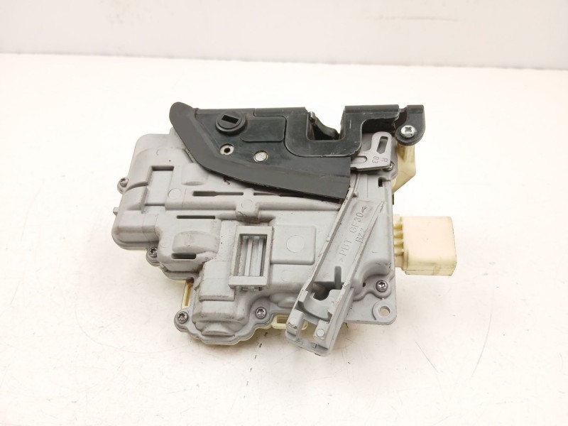 Recambio de cerradura puerta trasera derecha para volkswagen passat b6 variant (3c5) 2.0 tdi referencia OEM IAM 3C4839016A  