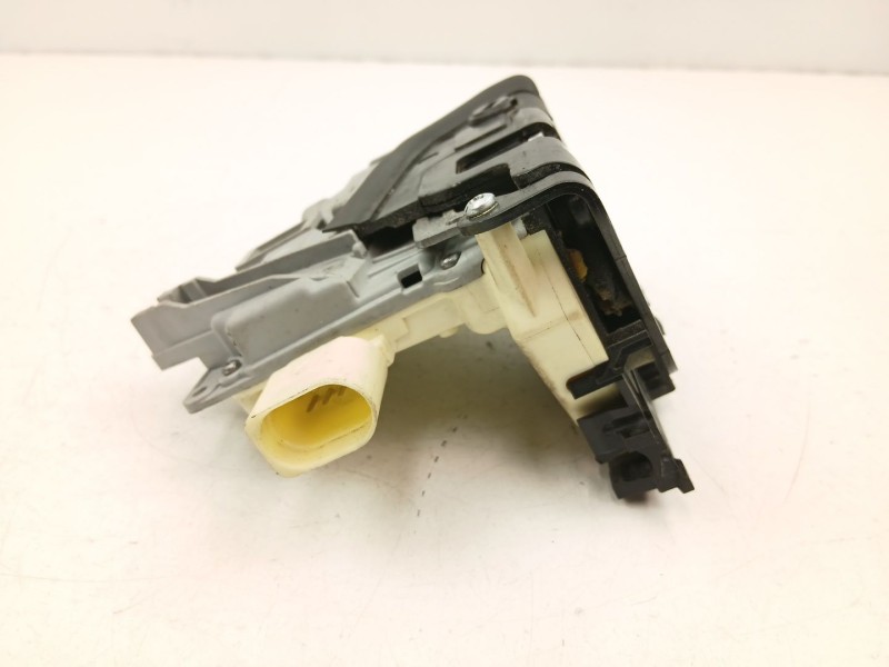 Recambio de cerradura puerta trasera derecha para volkswagen passat b6 variant (3c5) 2.0 tdi referencia OEM IAM 3C4839016A  