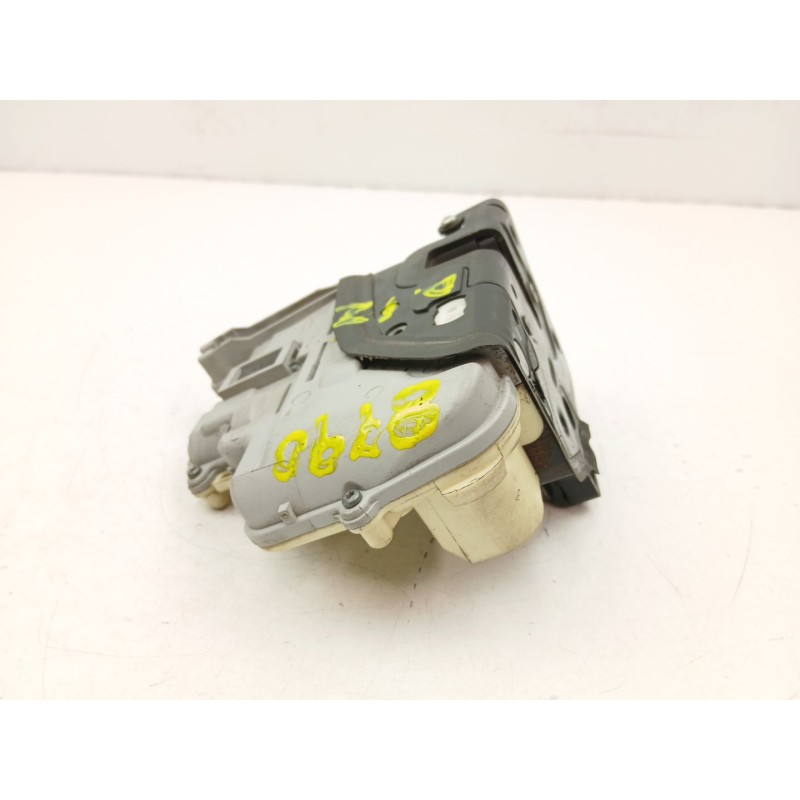 Recambio de cerradura puerta delantera izquierda para volkswagen passat b6 variant (3c5) 2.0 tdi referencia OEM IAM 3C1837015A  