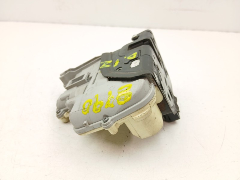 Recambio de cerradura puerta delantera izquierda para volkswagen passat b6 variant (3c5) 2.0 tdi referencia OEM IAM 3C1837015A  