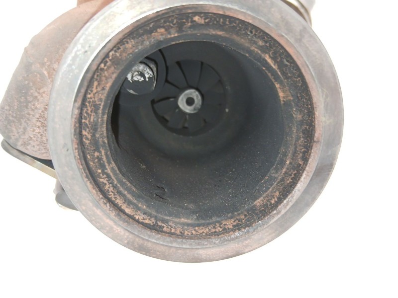 Recambio de turbo para opel astra j (p10) 1.6 cdti (68) referencia OEM IAM 55583588  