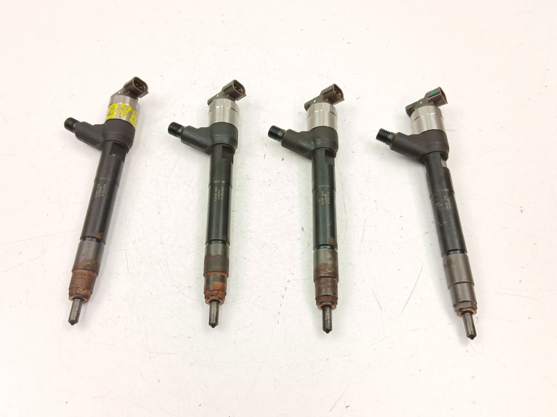 Recambio de inyectores juego para opel astra j (p10) 1.6 cdti (68) referencia OEM IAM 55578075  