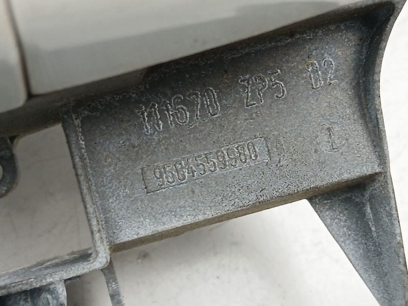 Recambio de manilla trasera derecha para peugeot 5008 (0u_, 0e_) 2.0 hdi referencia OEM IAM 9684559980  