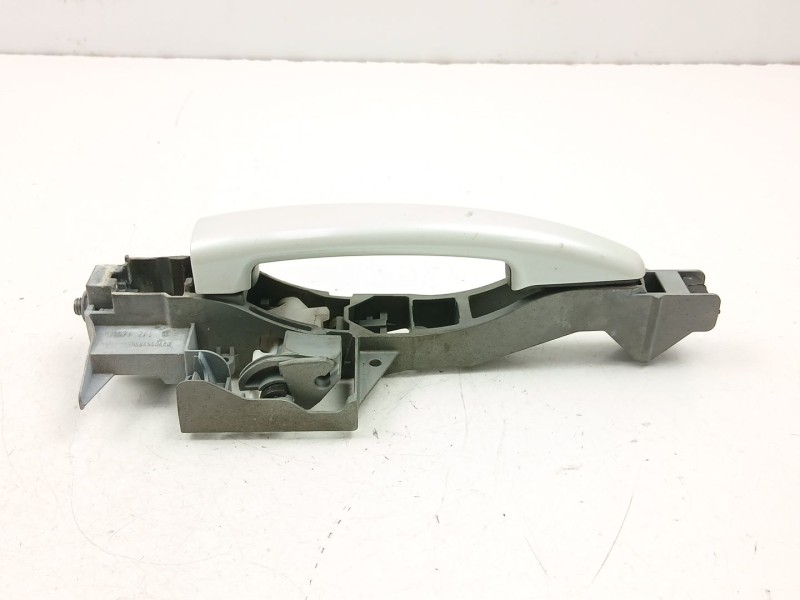 Recambio de manilla delantera izquierda para peugeot 5008 (0u_, 0e_) 2.0 hdi referencia OEM IAM 9684560080  