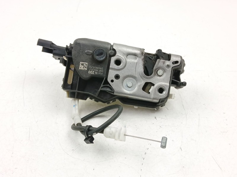 Recambio de cerradura puerta delantera derecha para peugeot 5008 (0u_, 0e_) 2.0 hdi referencia OEM IAM 9138V4  