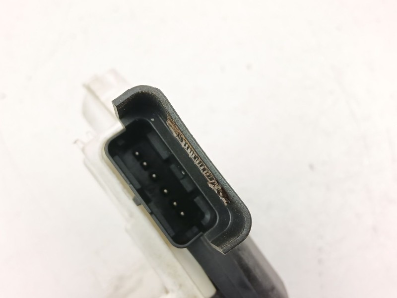 Recambio de cerradura puerta delantera derecha para peugeot 5008 (0u_, 0e_) 2.0 hdi referencia OEM IAM 9138V4  