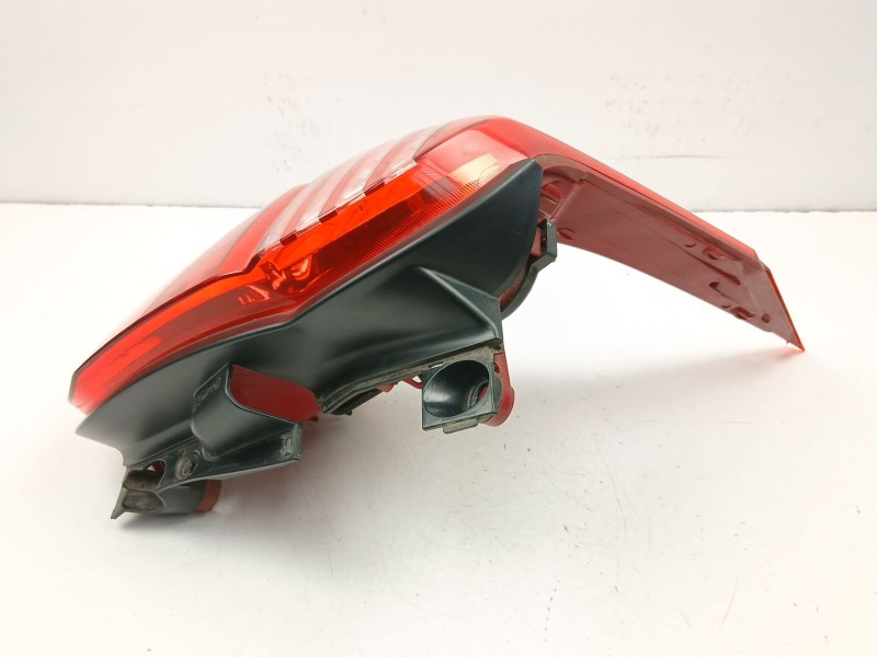 Recambio de piloto trasero izquierdo para peugeot 5008 (0u_, 0e_) 2.0 hdi referencia OEM IAM 9672666580 26120102 