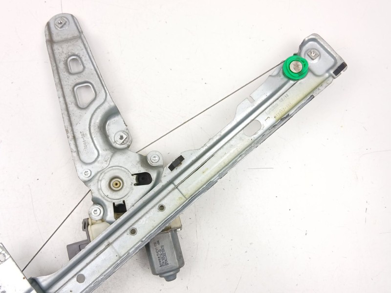 Recambio de elevalunas delantero derecho para peugeot 5008 (0u_, 0e_) 2.0 hdi referencia OEM IAM 9682808880  