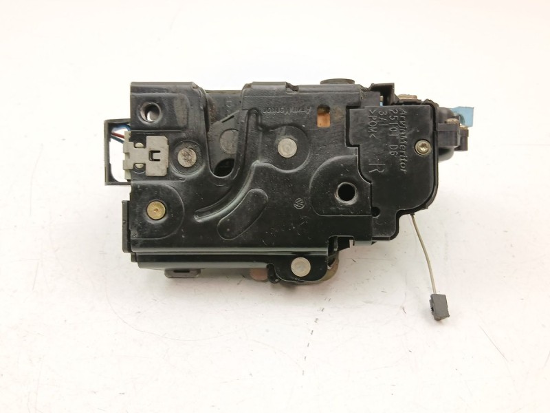 Recambio de cerradura puerta trasera derecha para skoda octavia ii combi (1z5) 1.9 tdi referencia OEM IAM 7L0839016  