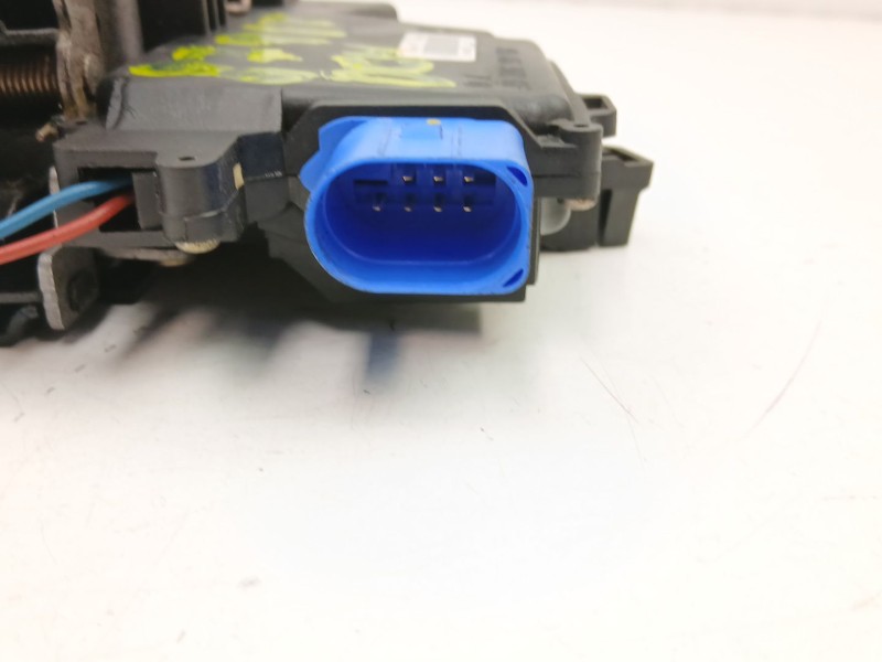 Recambio de cerradura puerta trasera derecha para skoda octavia ii combi (1z5) 1.9 tdi referencia OEM IAM 7L0839016  