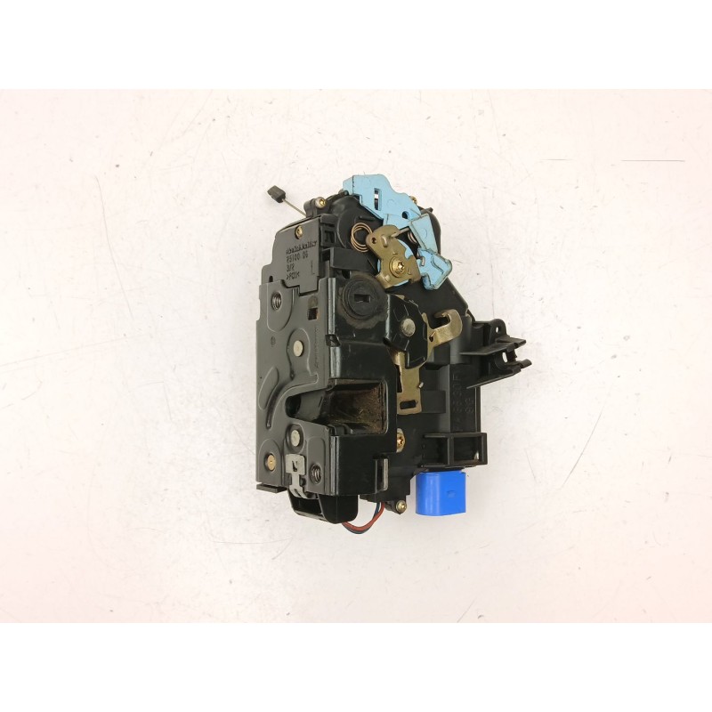 Recambio de cerradura puerta trasera izquierda para skoda octavia ii combi (1z5) 1.9 tdi referencia OEM IAM 7L0839015  