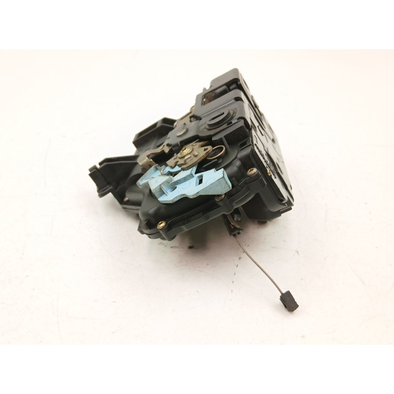 Recambio de cerradura puerta trasera izquierda para skoda octavia ii combi (1z5) 1.9 tdi referencia OEM IAM 7L0839015  