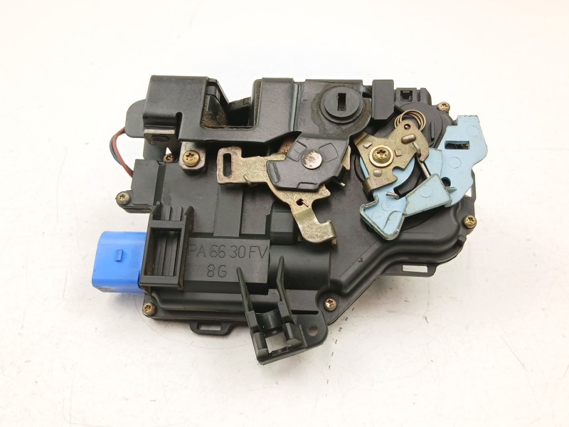 Recambio de cerradura puerta trasera izquierda para skoda octavia ii combi (1z5) 1.9 tdi referencia OEM IAM 7L0839015  