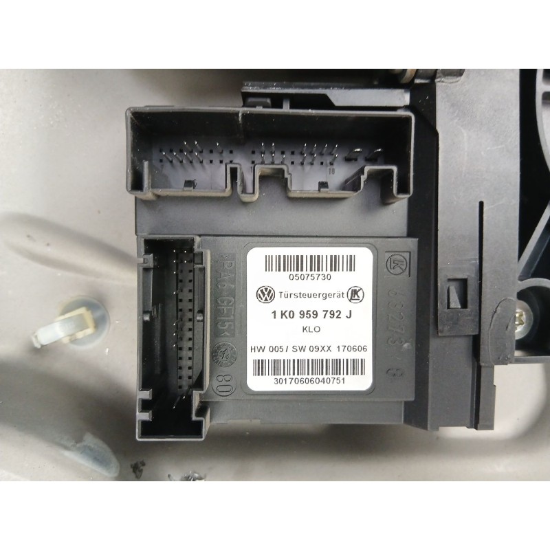 Recambio de elevalunas delantero derecho para skoda octavia ii combi (1z5) 1.9 tdi referencia OEM IAM 1Z1837656G  1K0959792J