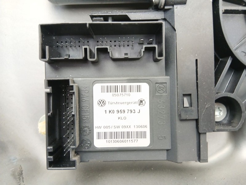 Recambio de elevalunas delantero izquierdo para skoda octavia ii combi (1z5) 1.9 tdi referencia OEM IAM 1Z1837655G  1K0959793J