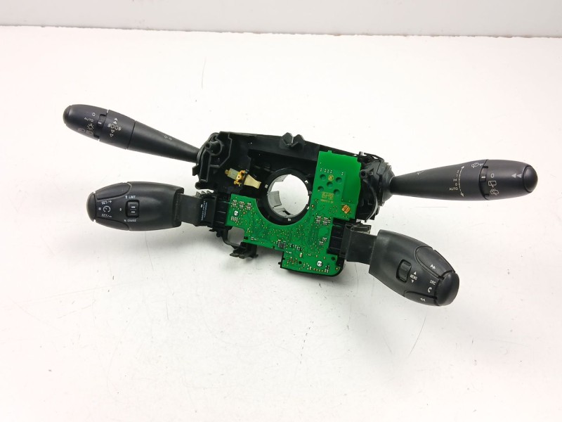 Recambio de mando luces y limpias para peugeot 5008 (0u_, 0e_) 2.0 hdi referencia OEM IAM 96773911XT  