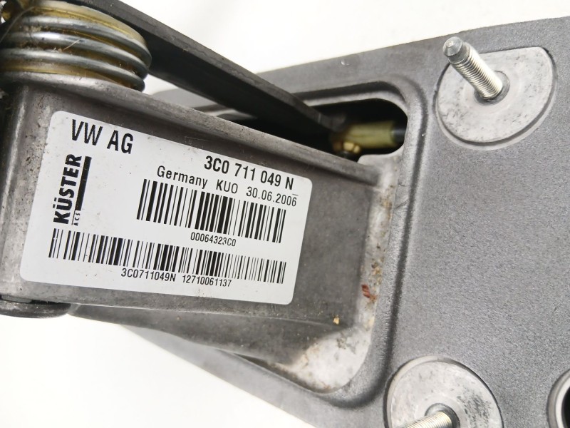 Recambio de palanca cambio manual para volkswagen passat b6 variant (3c5) 2.0 tdi referencia OEM IAM 3C0711049N  