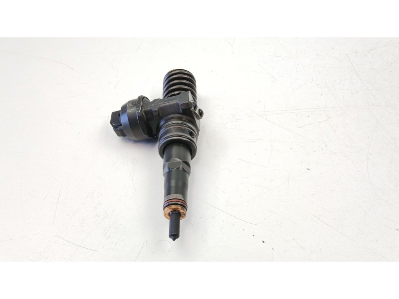 Recambio de inyectores juego para skoda octavia ii combi (1z5) 1.9 tdi referencia OEM IAM 038130073AG 0414720215 