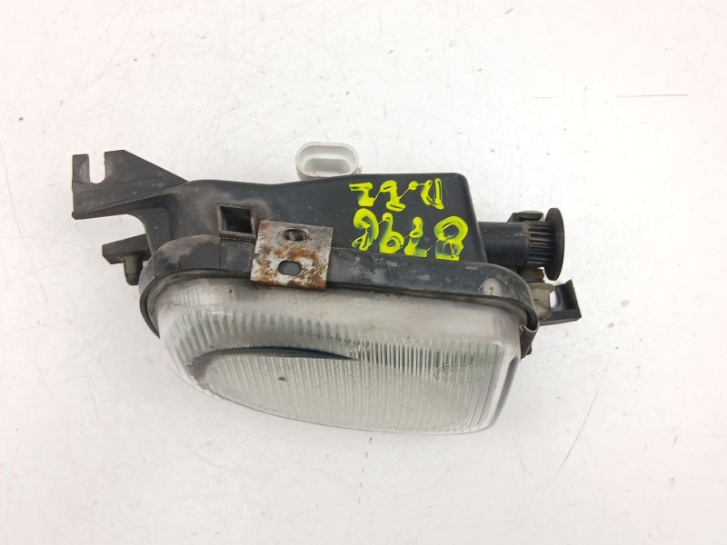 Recambio de antiniebla izquierdo para mercedes-benz clase c (w203) c 220 cdi (203.006) referencia OEM IAM A2158200556  